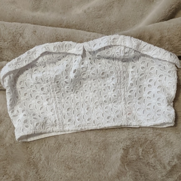 Daisy eyelet crop top bralet - Picture 1 of 4